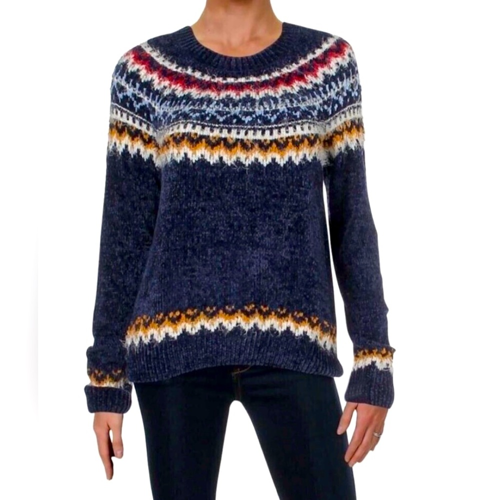 Aqua (by Bloomingdale’s) Fair Isle Chenille Eyelash Sweater in Navy Size M